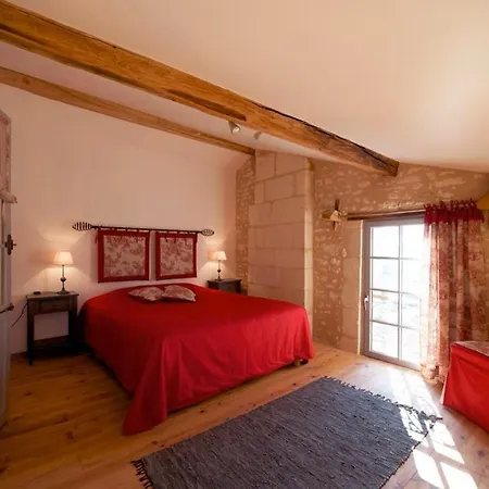 Casa de Férias Ancien Presbytere En Bord De Riviere Proche Vallee De La Loire *